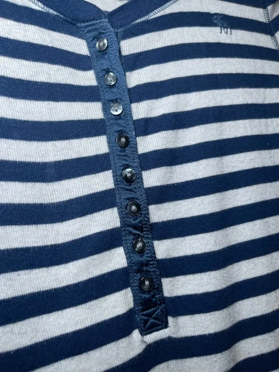 Y2K Vintage Abercrombie & Fitch Women’s Blue & White Striped Henley Size Large - Picture 3 of 16